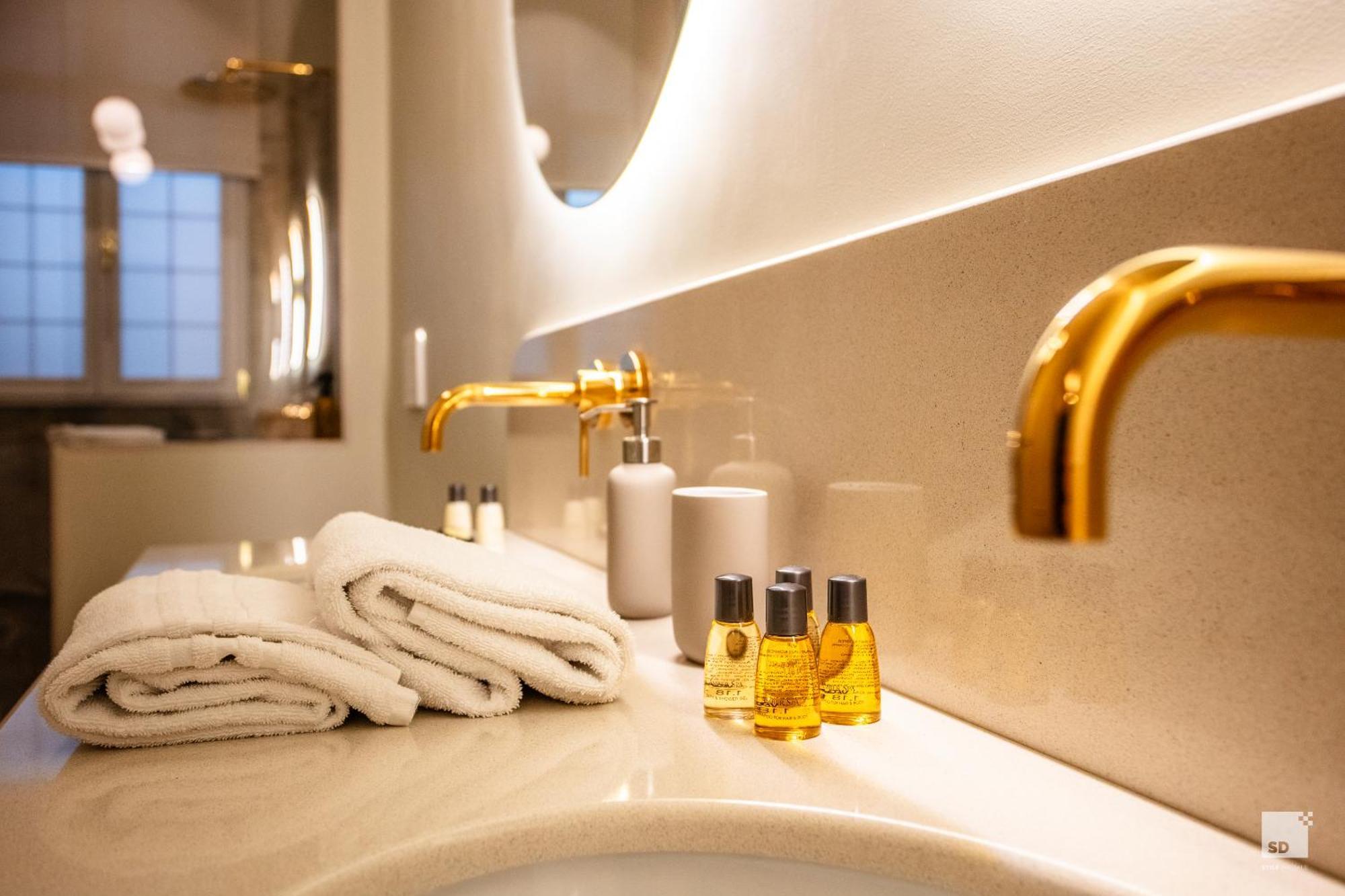 Marchesana Luxury Apartment Bologna Bagian luar foto