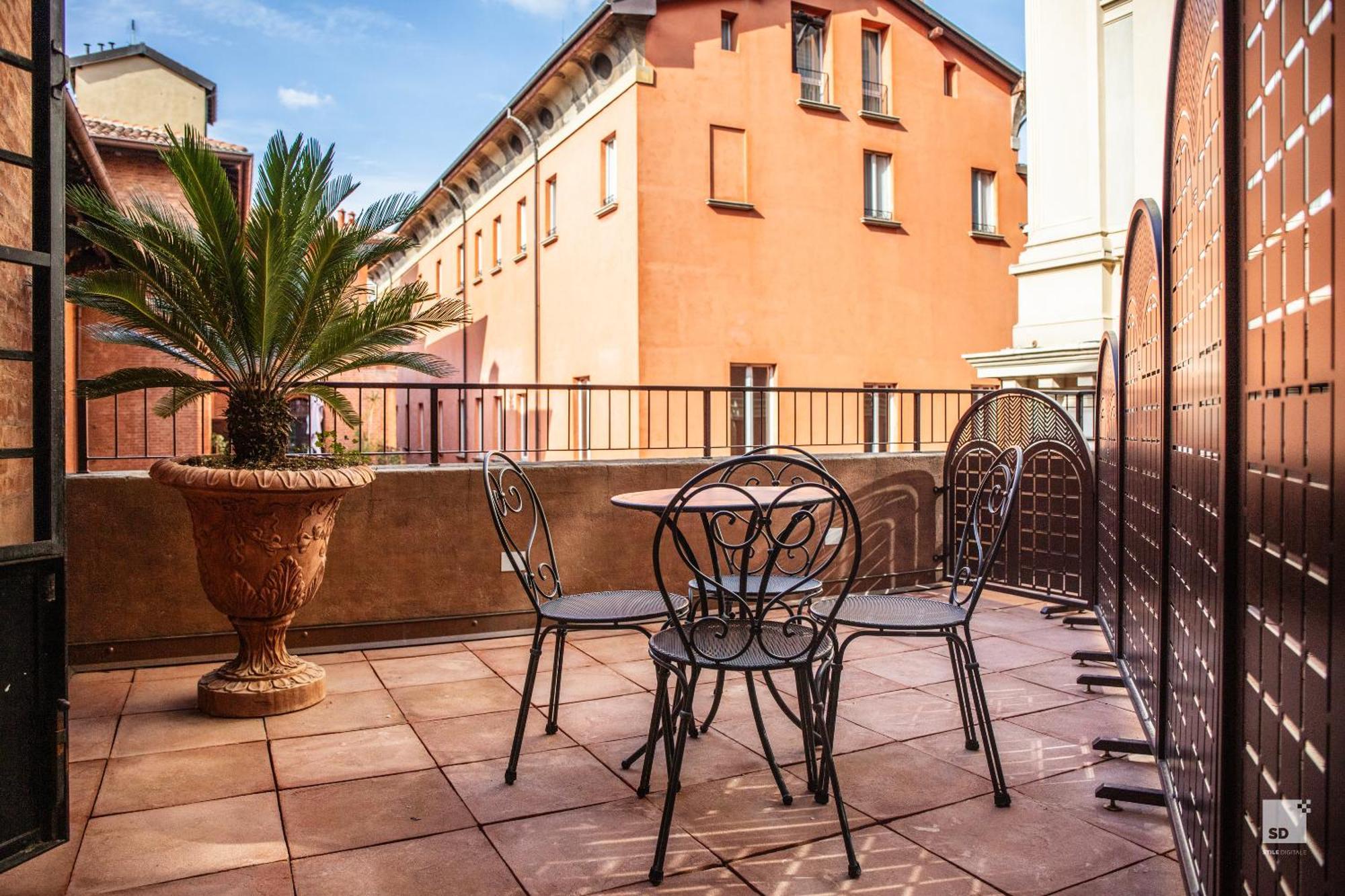 Marchesana Luxury Apartment Bologna Bagian luar foto
